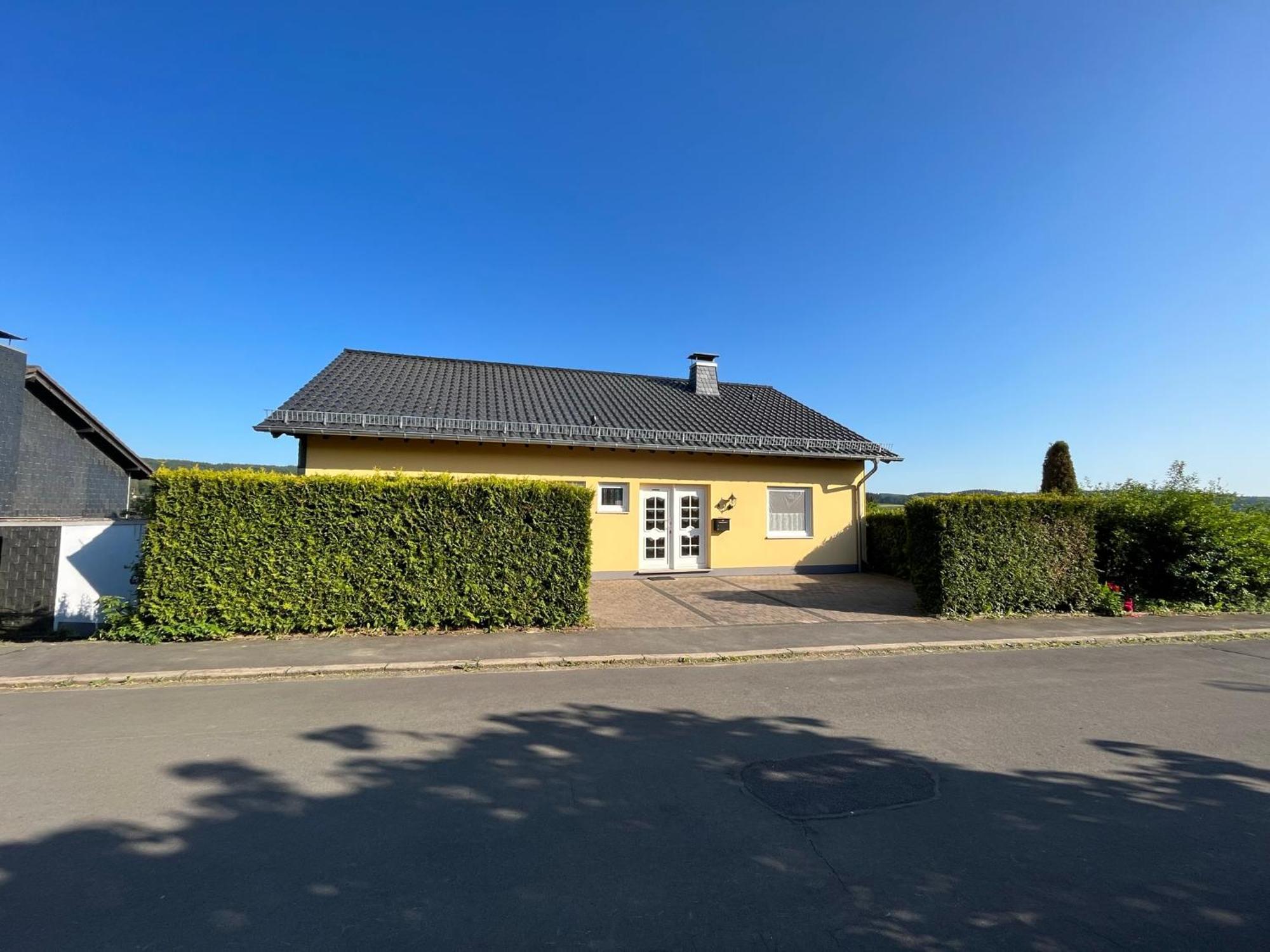 Wohnung Mit Panoramablick Gerolstein Eksteriør bilde